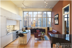 确的方式是：起首